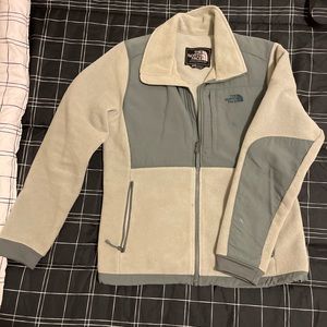 Women’s North Face Denali Jacket